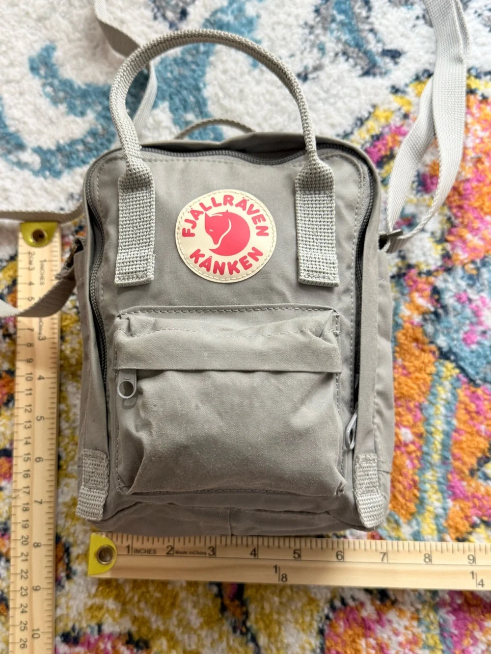 Fjällräven Kånken Sling Bag in Fog